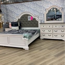 Rustic Wood Bedroom Set 