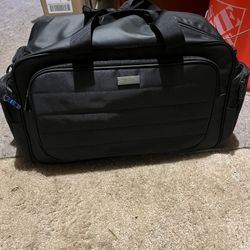 duffle bag (negotiable price)