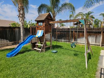 Playground Set - FREE!!!
