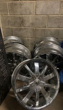 4.RIMS 20” for explorer $800 like new