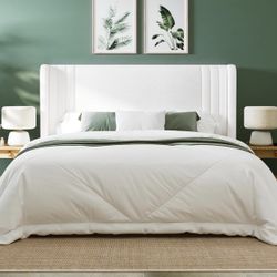 Queen Size Velvet Platform Bed Frame with Vertical Tufted Wingback Headboard