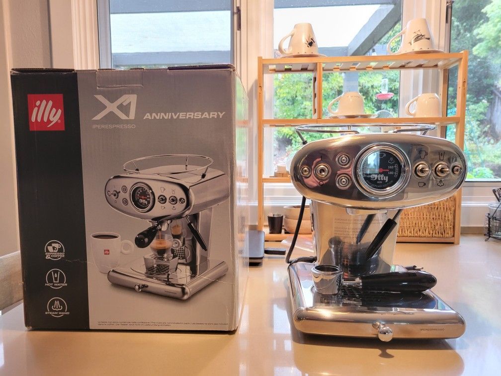 Illy X1 Anniversary Espresso Machine