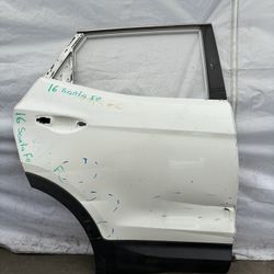 2017 Hyundai Santa Fe Right Rear Door Shell 