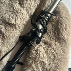 Curling Iron 