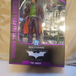 Joker Deluxe Theatrical Edition Dark Knight McFarlane Toys