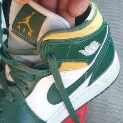 Nike Jordan En Perfectas Condiciones Limpios Boys 5 .5Y