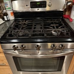 Kenmore Stove- GONE TODAY