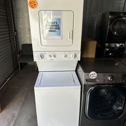 KENMORE GAS STACKABLE WASHER/DRYER STACKED 24 WIDE 