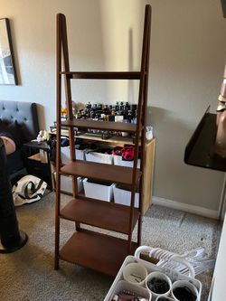 Bookshelf