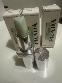 Light Lip Balm