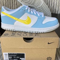 nike dunk low se size 6.5