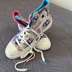 Size 9 Converse
