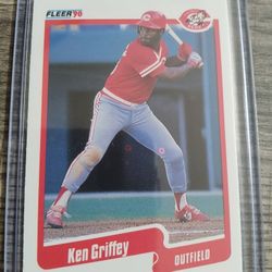 1990 Fleer Ken Griffey baseball card #420, Cincinnati Reds 