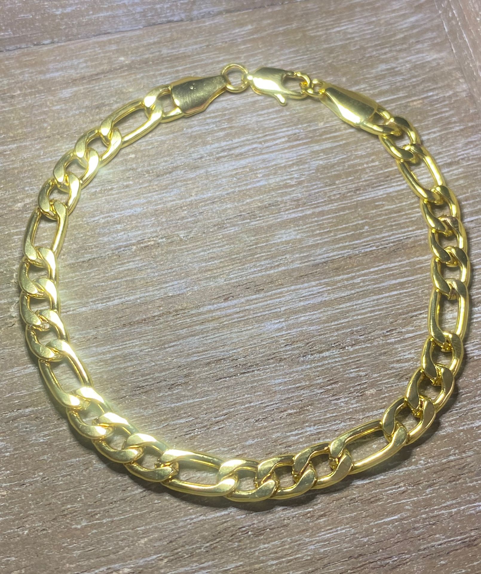 New 8” Gold Toned Chain Bracelet