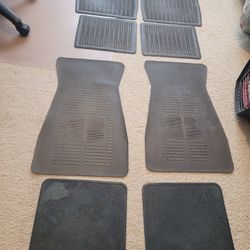 Car universal rubber mats