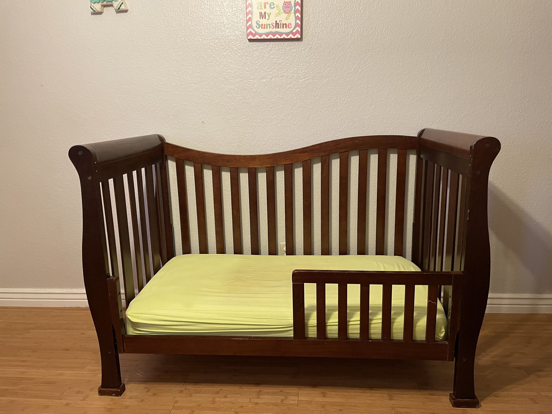 2 In 1 Crib/Toddler Bed