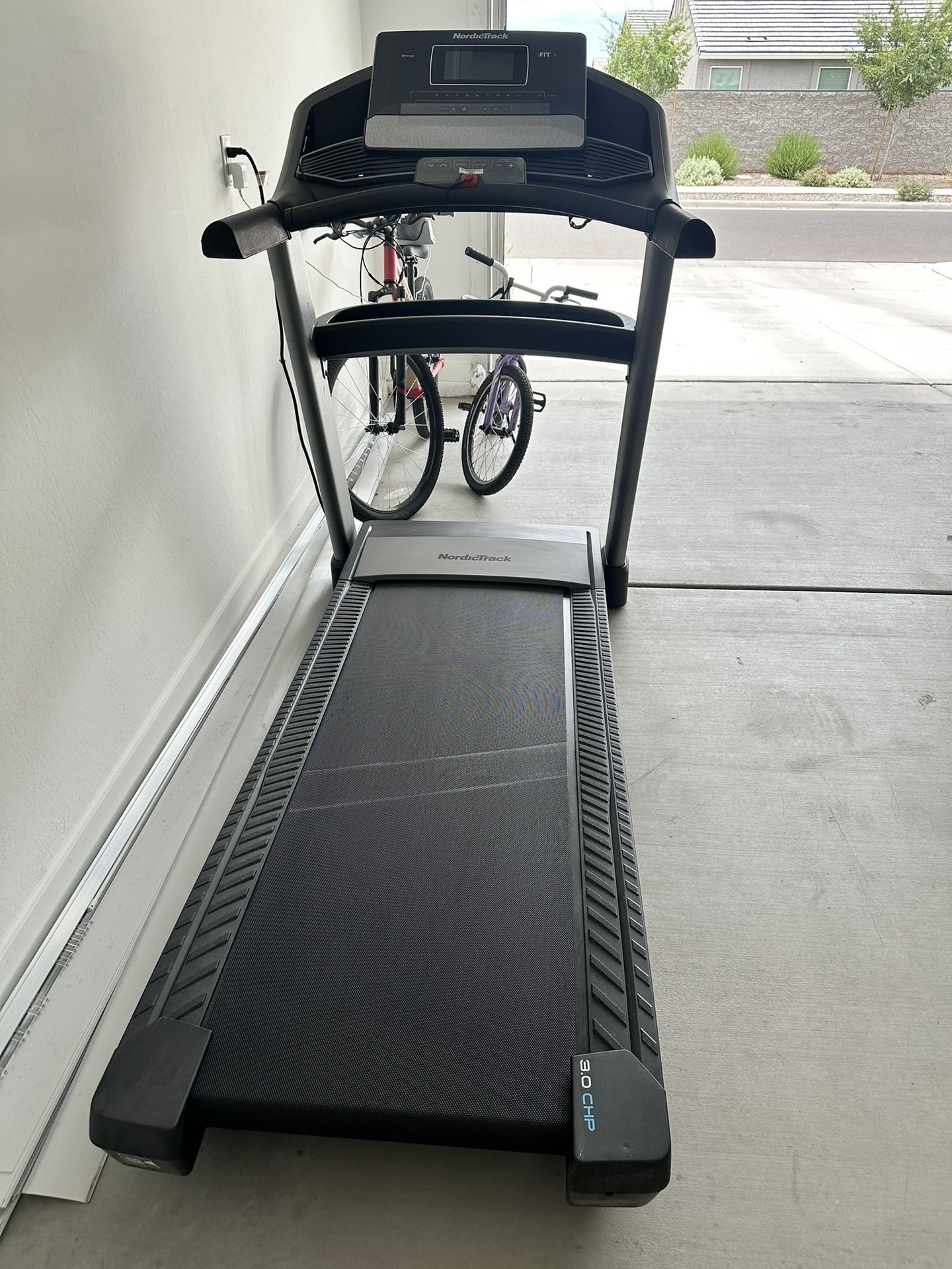 NordicTrack Treadmill Elite 900