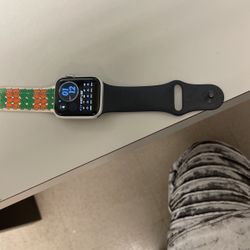 Apple Watch Series 4