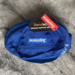 BRAND NEW BLUE SUPREME BAG AUTHENTIC NEW WITH TAGS