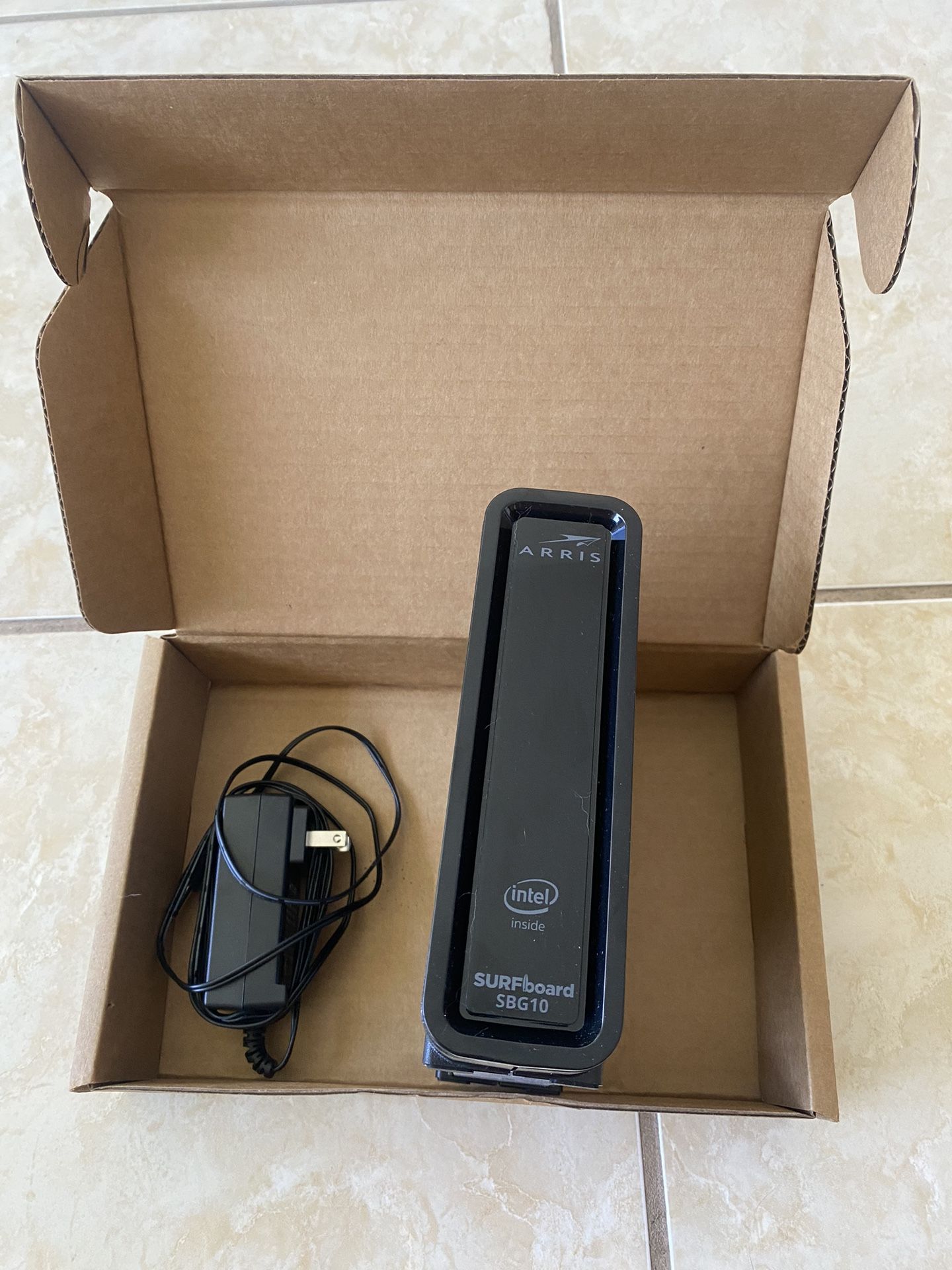 ARRIS SURFboard SBG10 DOCSIS 3.0 16 x 4 Gigabit Cable Modem & AC1600 Wi-Fi Router , Comcast Xfinity, Cox, Spectrum, 400 Mbps Max Internet Speeds