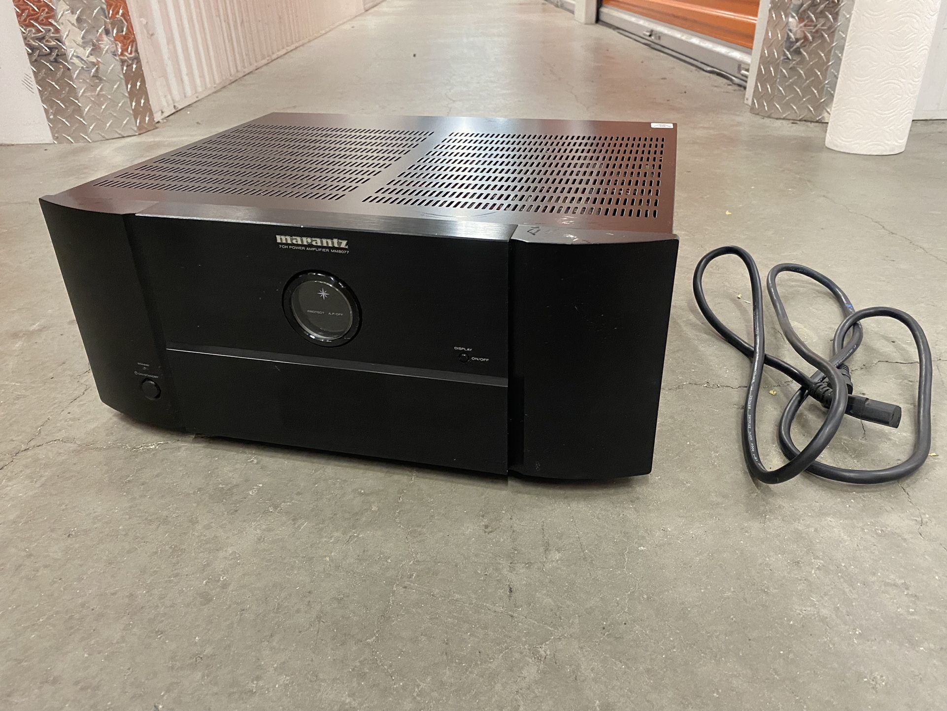 $900 MARANTZ 7 Channel Power Amplifier MM8077 Easy to look up and find the full specifications!