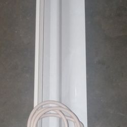 4 FT Shop Light