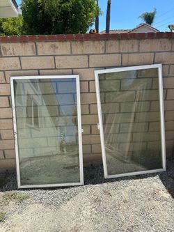 2x Windor windows length 33” x width 55 1/4”