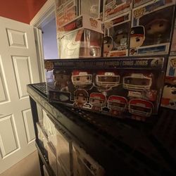 Funko Pop Kansas City Chiefs COLLECTION TRAVIS KELCE, PATRICK MAHOMES