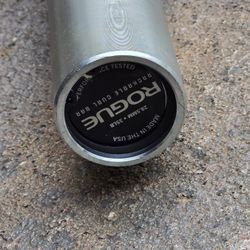 Weight Rogue Rackable Curl Bar With Collars