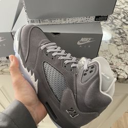 Jordan 5 Retro Wolf Grey (2026)