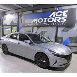 2022 Hyundai Elantra SEL Sedan 