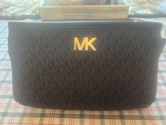 Michael Kors MK Signature Belt Bag