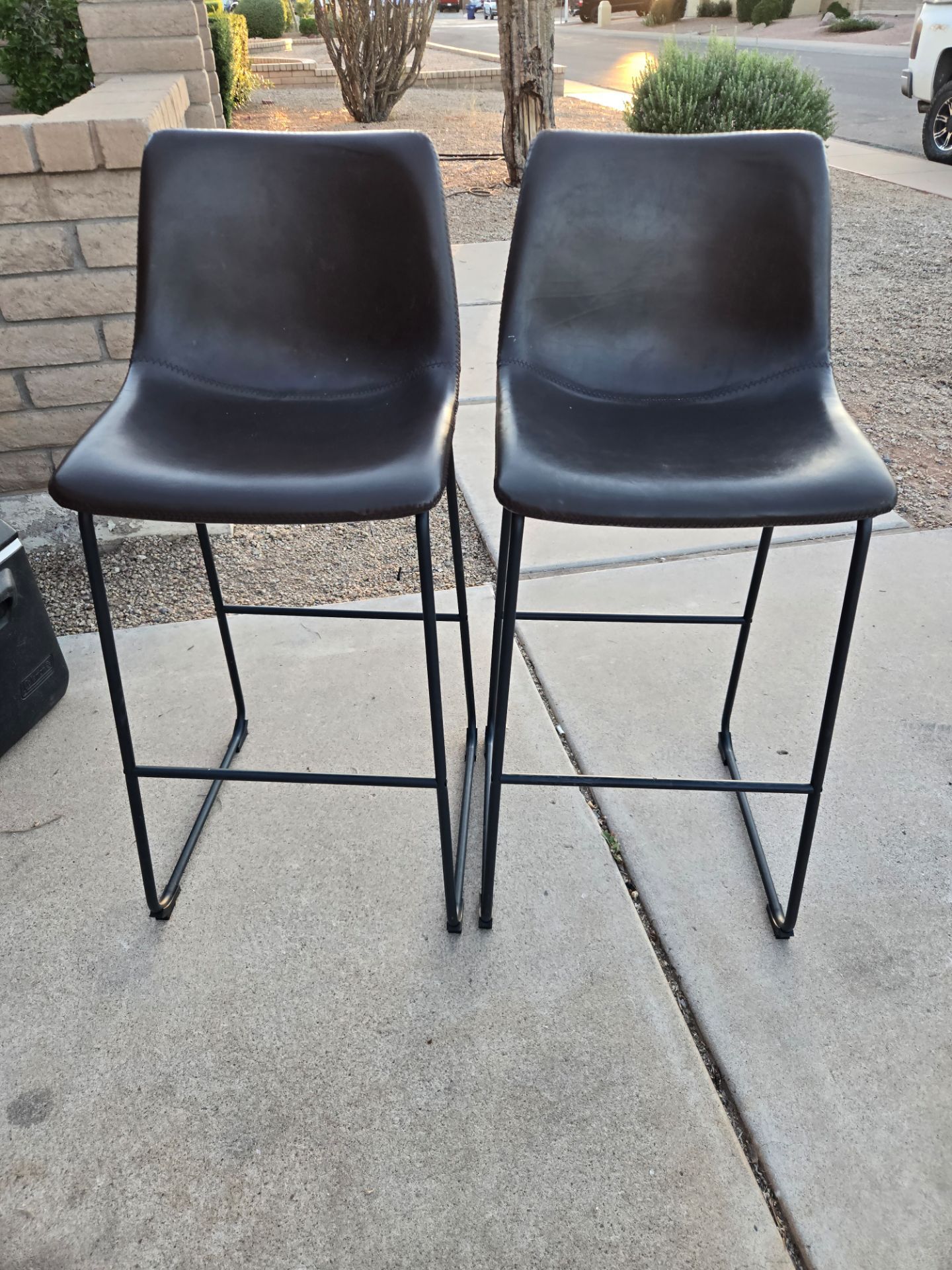 High top chairs/ stools for bar