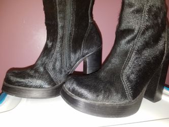 Womens 7.5 Boots Cat hair fur