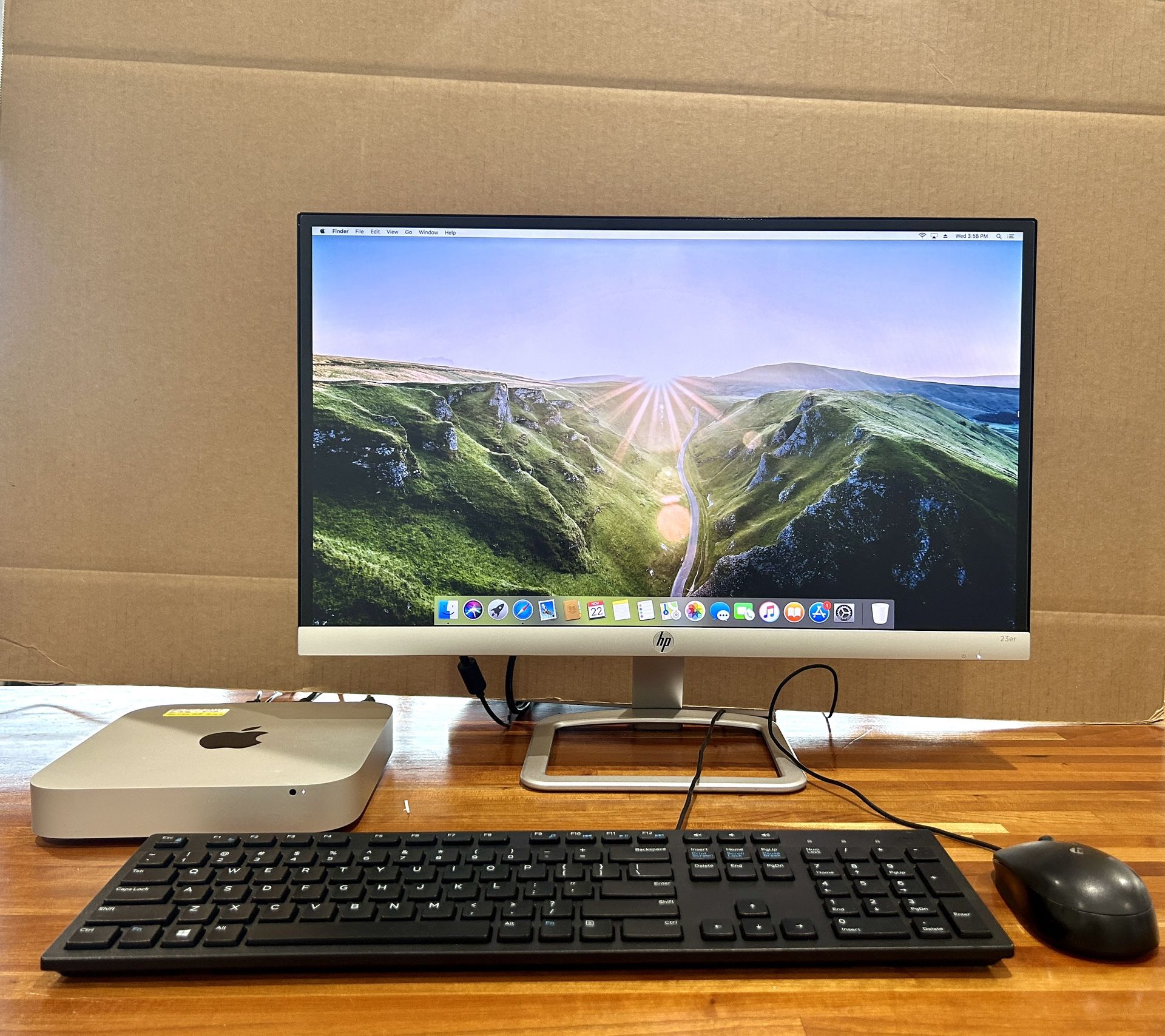 美品♪〜Mac mini (Mid 2011)【アドビCS6＆ Office】 Mac mini Mid2011