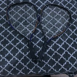 Selling Tennis Rackets 
