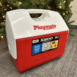 16 QT Playmate Elite 30 Can Capacity Ice Chest Cooler, Red, New
