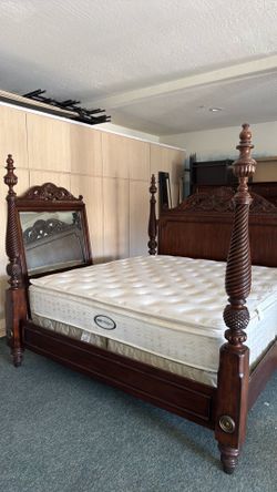 King size bed set …juego de recamara