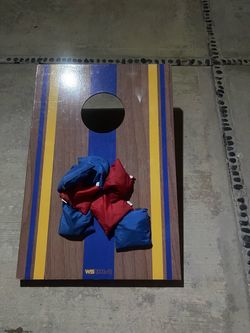 Bean bag toss game set