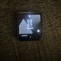 Samsung galaxy flip 6 