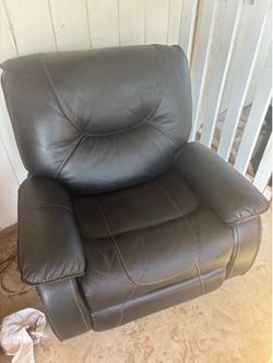 Black Recliner Living Spaces