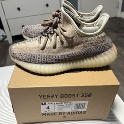 Yeezy Boost 350 Size 4
