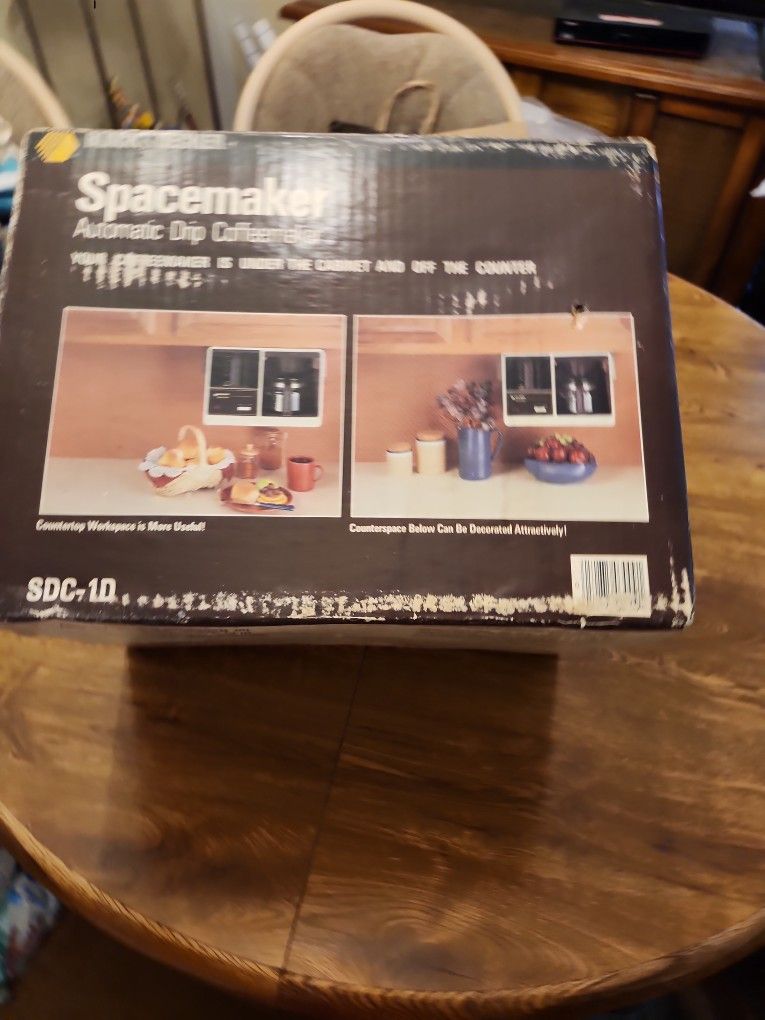 Black & Decker Spacemaker Automatic Drip Coffeemaker, Installs under Cabinet - Like New, bought for my Mom & I.dont drink Coffee