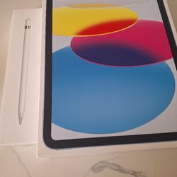 Unlocked Blue Ipad 10th Generation  /w 1st Gen Apple Pencil 