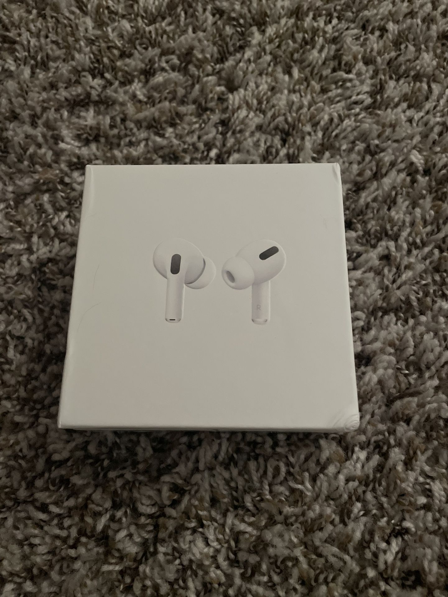 Airpods Pro with wireless charging case