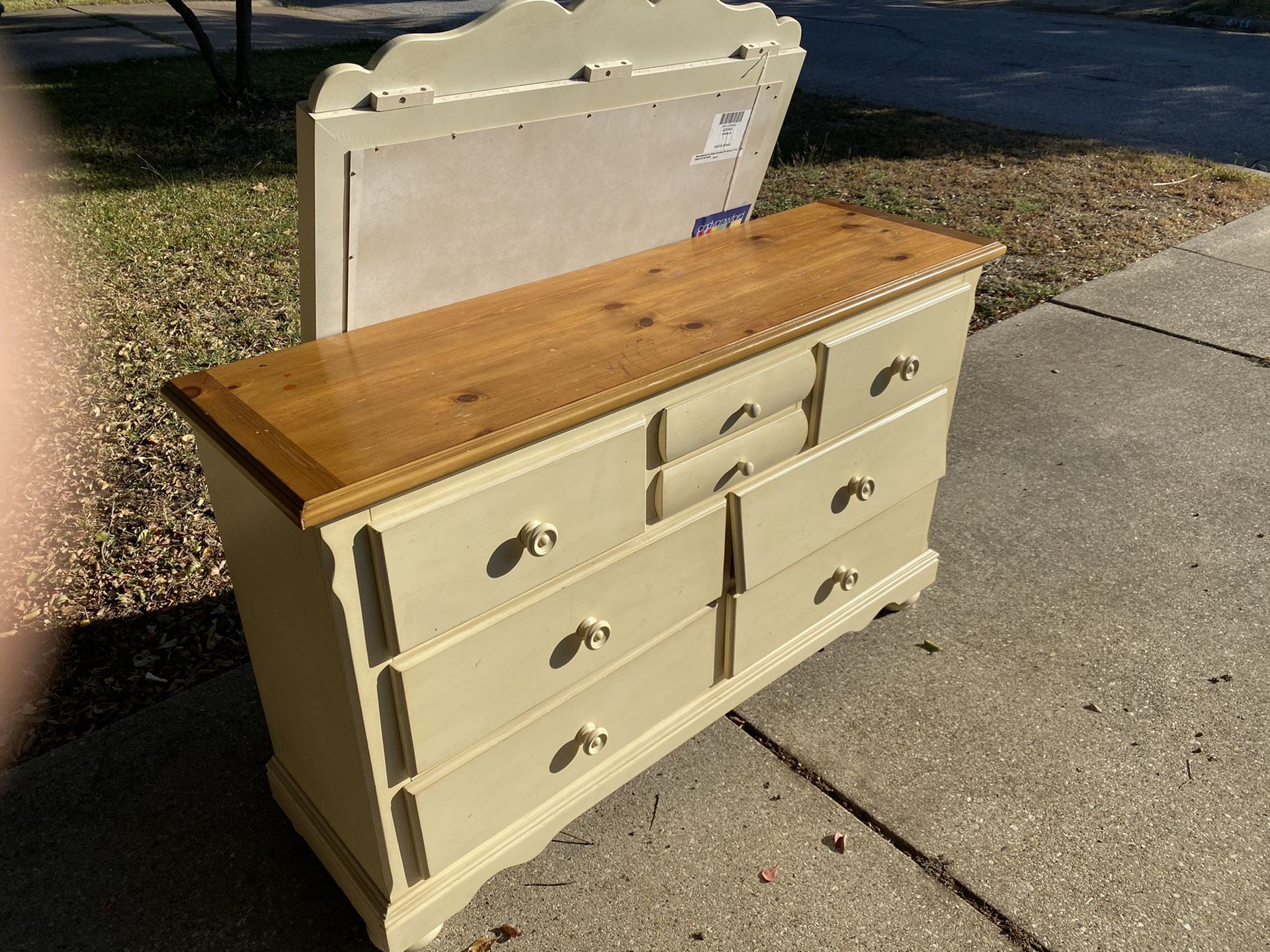 Girls Dresser - FREE