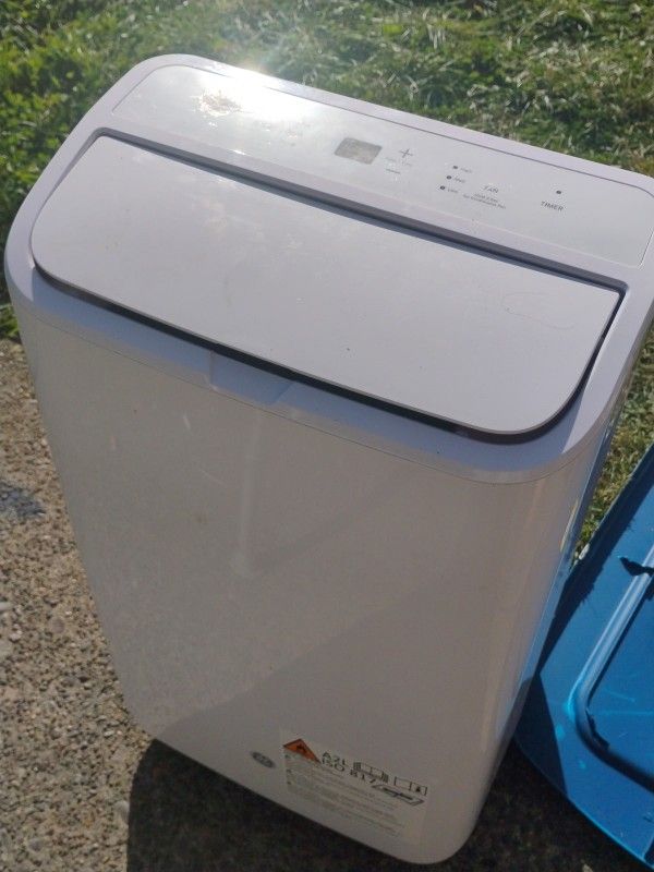 Portable AC unit