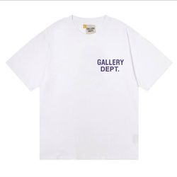 Gallery Dept Short Sleeves T-shirt Color White and Purple Size L