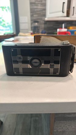 Vintage Art Deco Box Camera collector