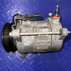 15-20 CHEVROLET TAHOE SUBUR5.3L A/C AIR CONDITIONING COMPRESSOR (contact info removed)8 #251138